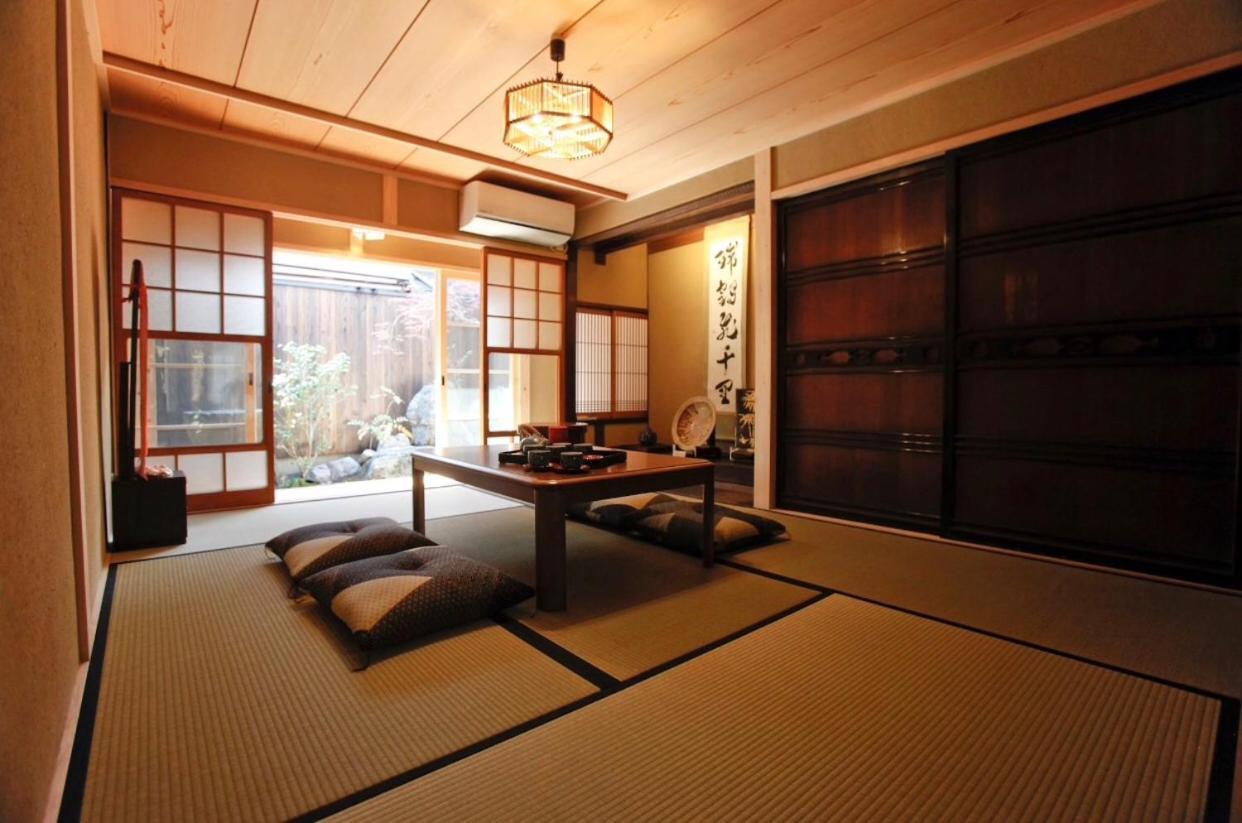 京町家の宿 三石 Kjóto Exteriér fotografie